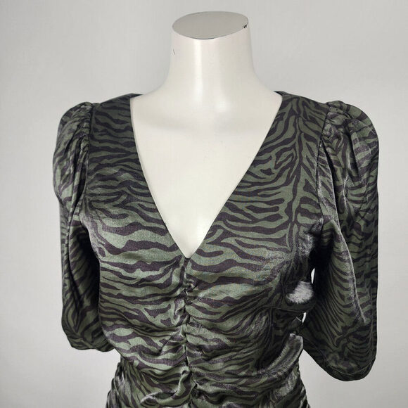 Soaked In Luxury Green Animal Print Ruched Mini Dress Size M - Picture 2 of 11